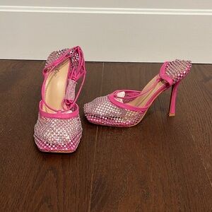 MIXX Shuz Pink Mesh With Rhinestones Heels Size 9